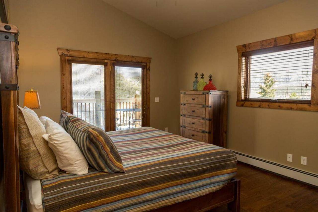 Spacious 2Nd Story Loft With Awesome Views Estes Park Exteriör bild